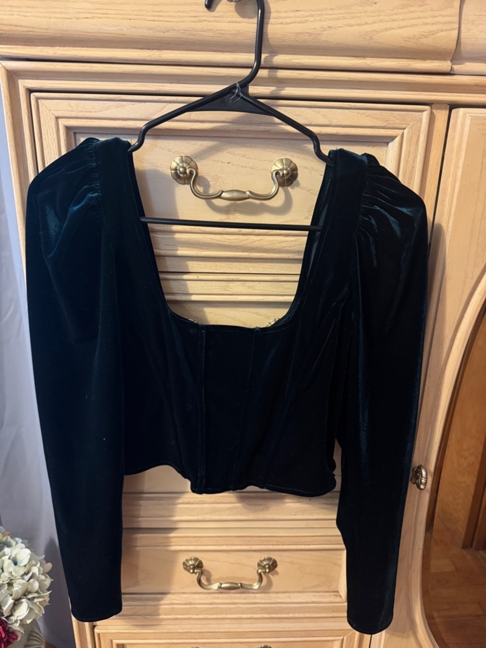 Zara Green Velvet Square-Neck Puff Sleeve Top